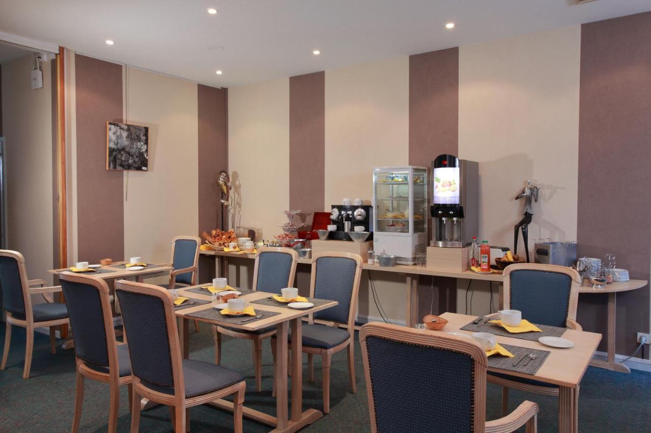 Logis Le Luth Hotel Mirecourt Екстериор снимка
